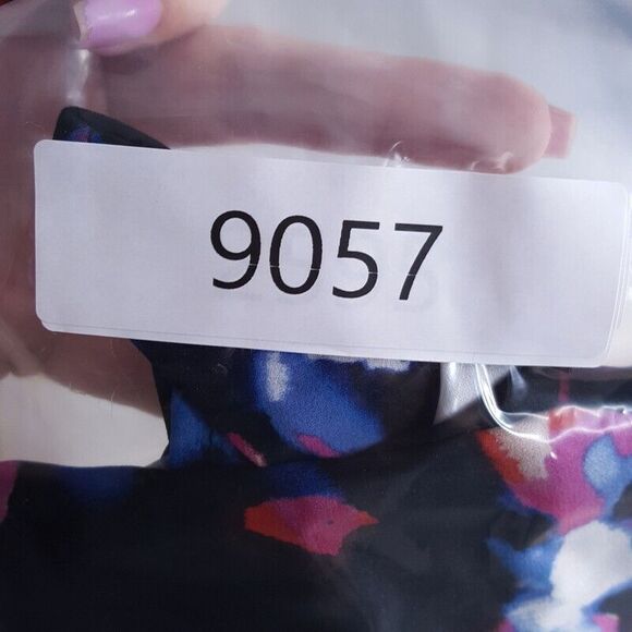 1 STATE Womens Top XL Black Pullover Floral Cold Shoulder VNeck Flowy Blouse - Picture 7 of 7